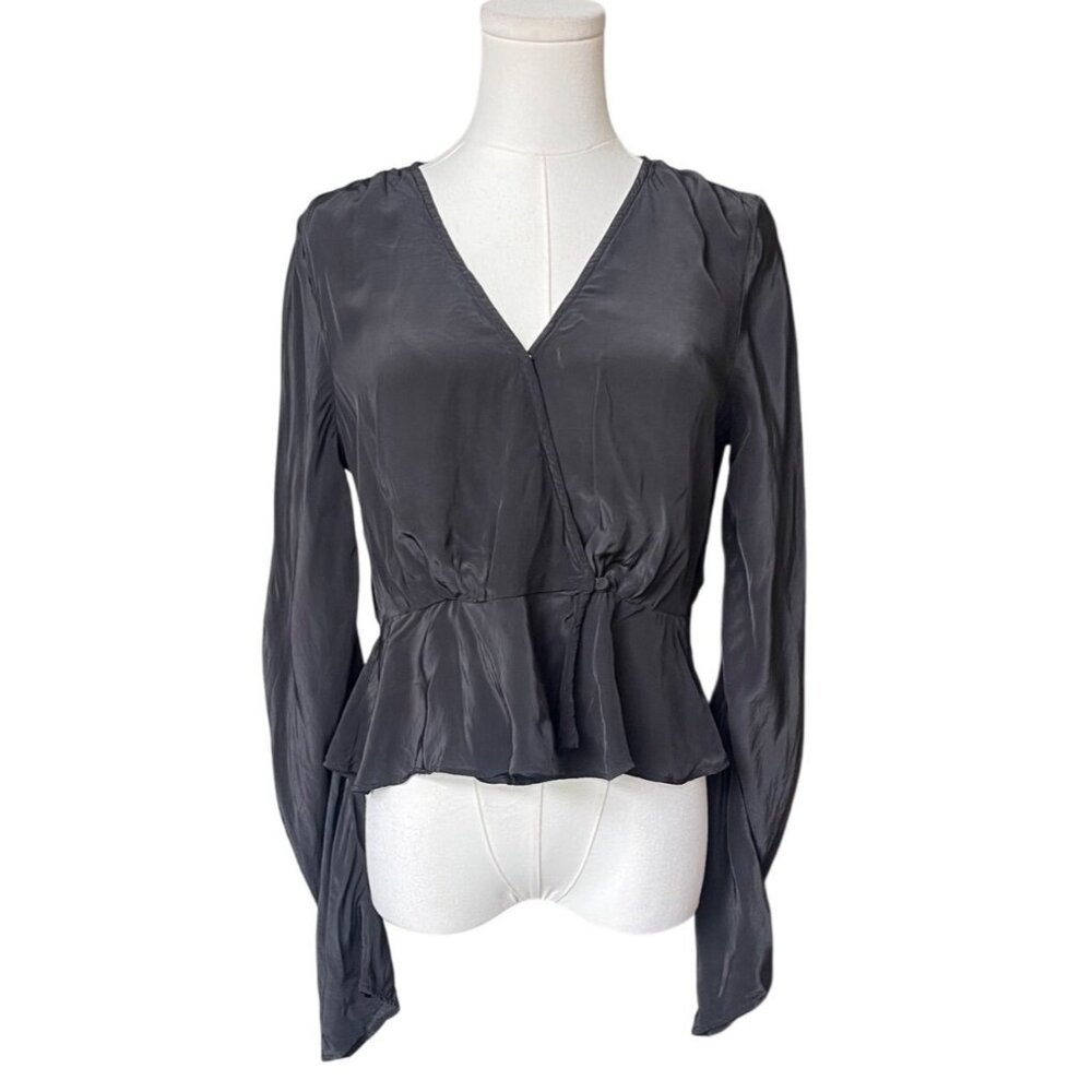 Madewell Black Bell Sleeve Wrap Crepe Blouse Top Size 2 Peplum Preppy Feminine